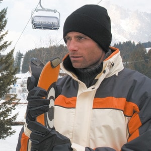 Result RC029 - Sombrero de esquí lanudo